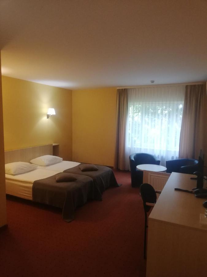 Hotel Senas Namas Alytus Bagian luar foto