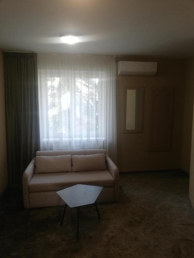 Hotel Senas Namas Alytus Bagian luar foto
