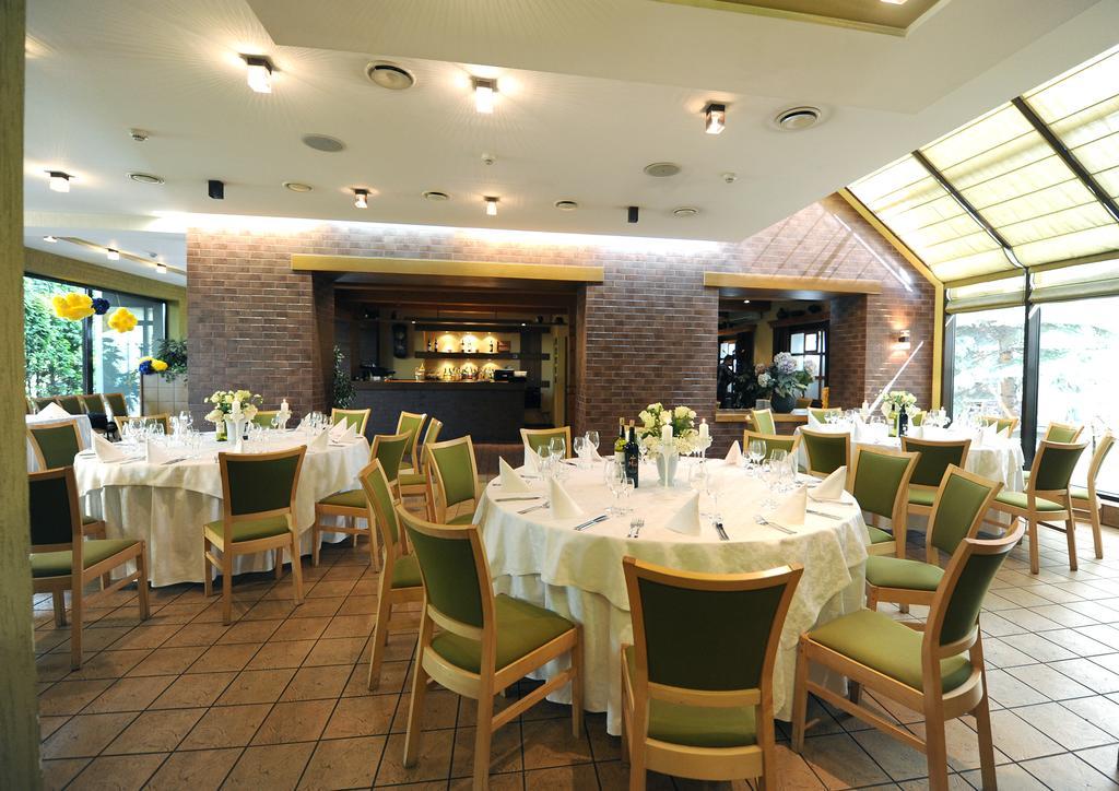 Hotel Senas Namas Alytus Bagian luar foto