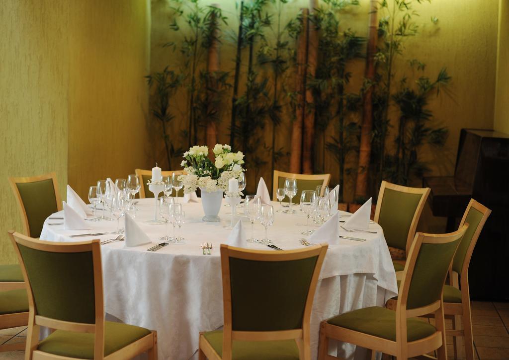 Hotel Senas Namas Alytus Bagian luar foto