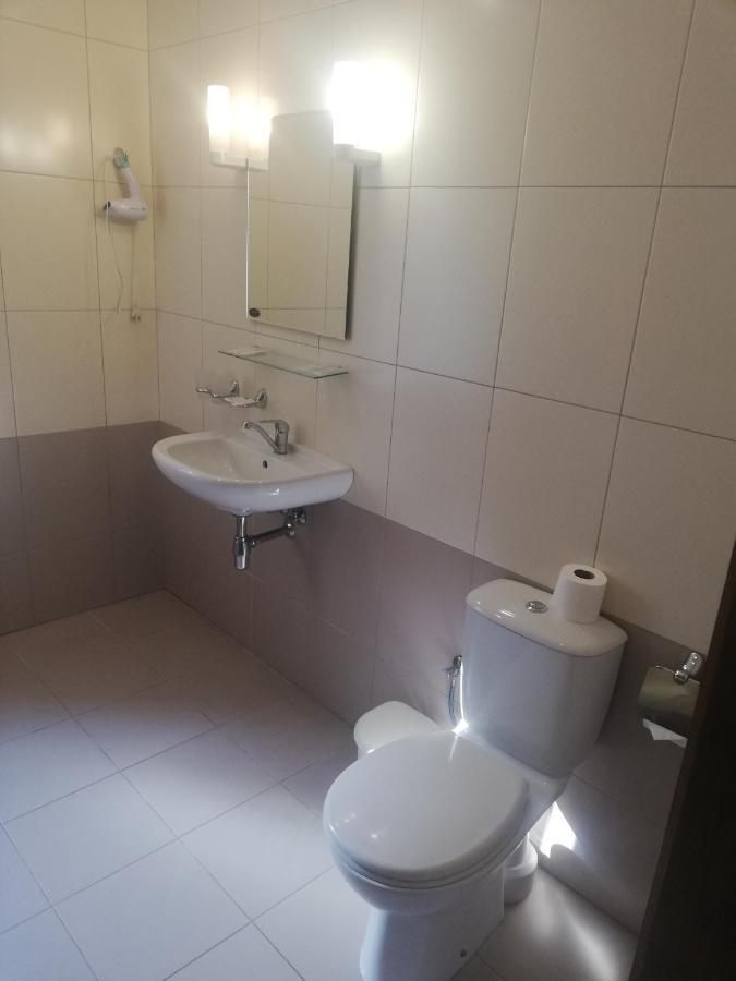Hotel Senas Namas Alytus Bagian luar foto