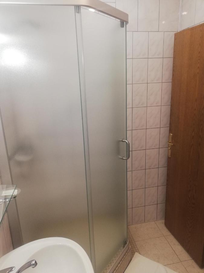 Hotel Senas Namas Alytus Bagian luar foto