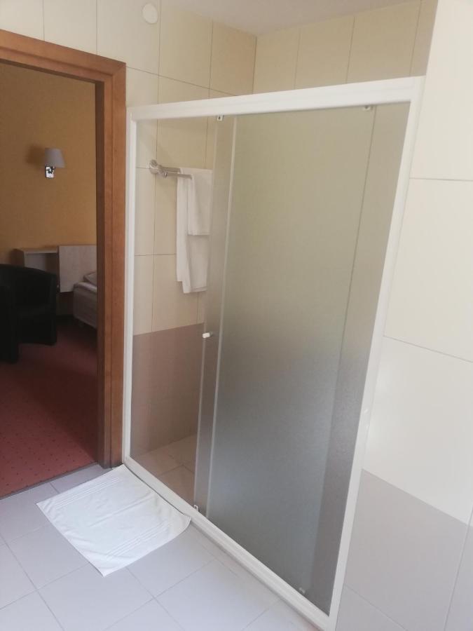 Hotel Senas Namas Alytus Bagian luar foto