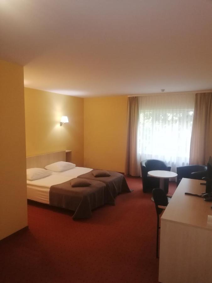Hotel Senas Namas Alytus Bagian luar foto