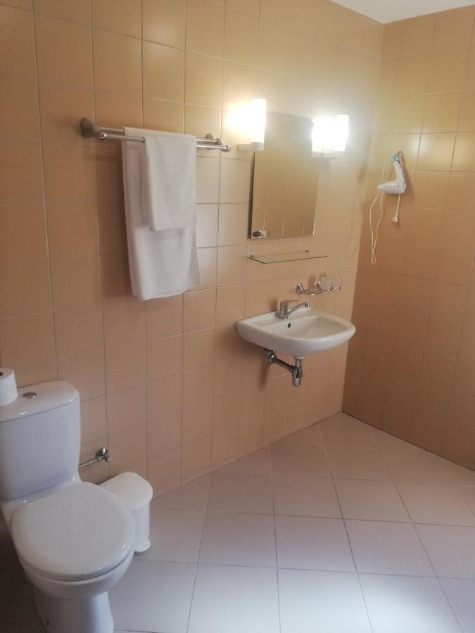 Hotel Senas Namas Alytus Bagian luar foto