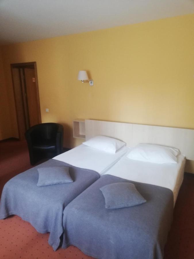 Hotel Senas Namas Alytus Bagian luar foto