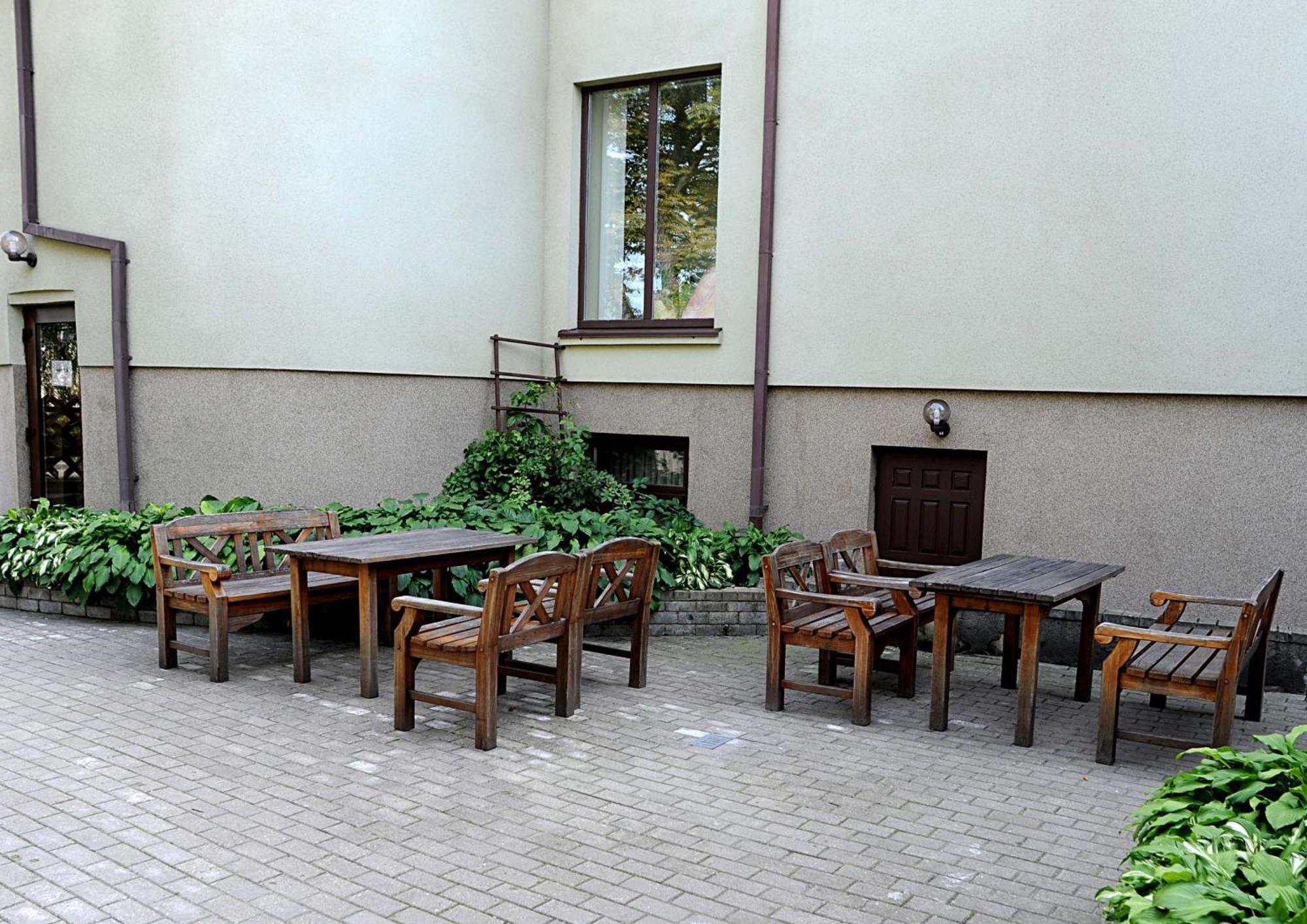 Hotel Senas Namas Alytus Bagian luar foto