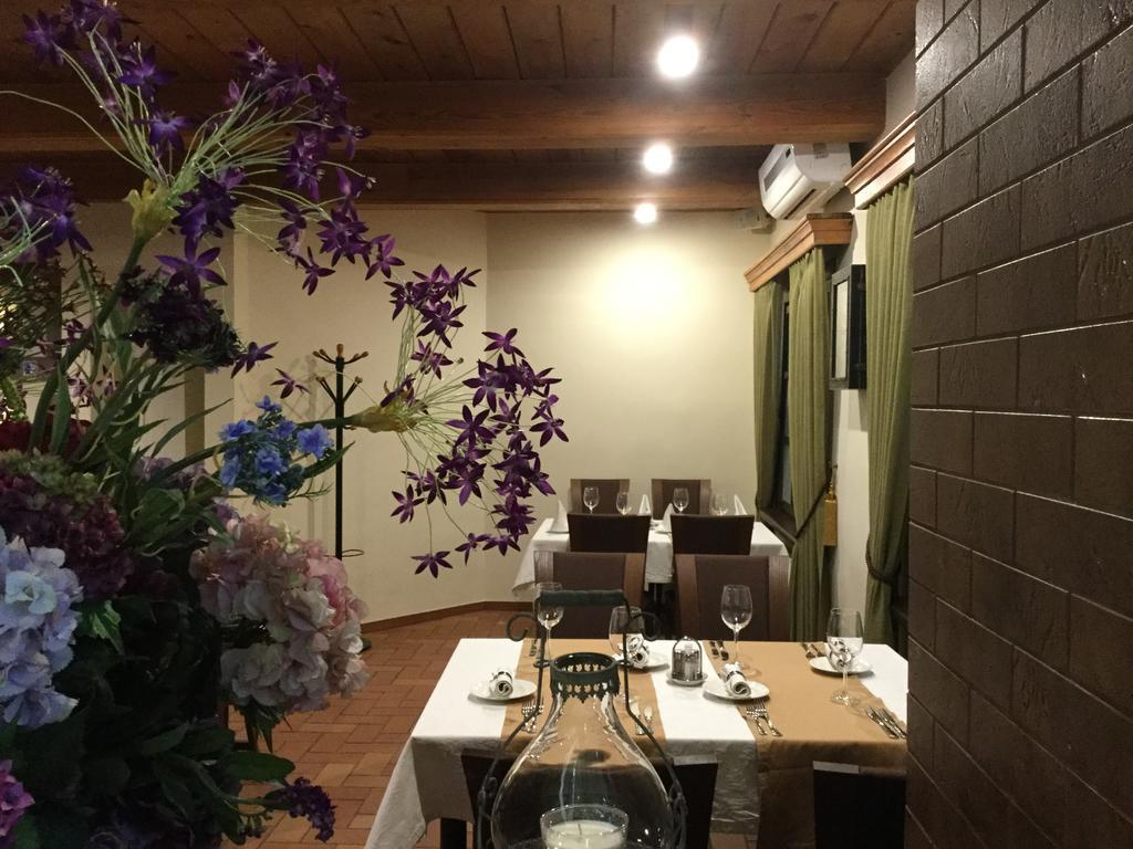 Hotel Senas Namas Alytus Bagian luar foto